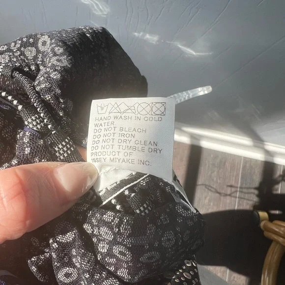 Rare ⭐️ Issey Miyake ⭐️ Vintage Bungee Cord Top (size 3) - Picture 10 of 11